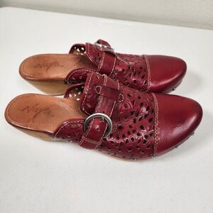 NAYA Size 9.5  Red Leather Clogs Wood Heels Boho Festival
